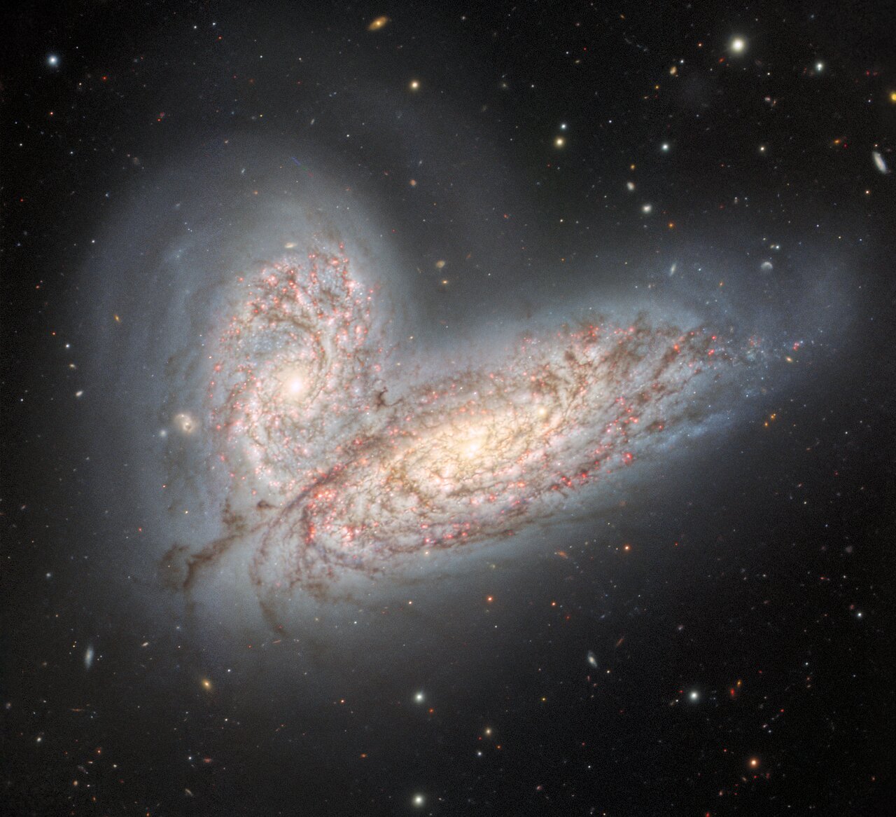 Colliding Galaxies Dazzle in Gemini North Image | Gemini Observatory